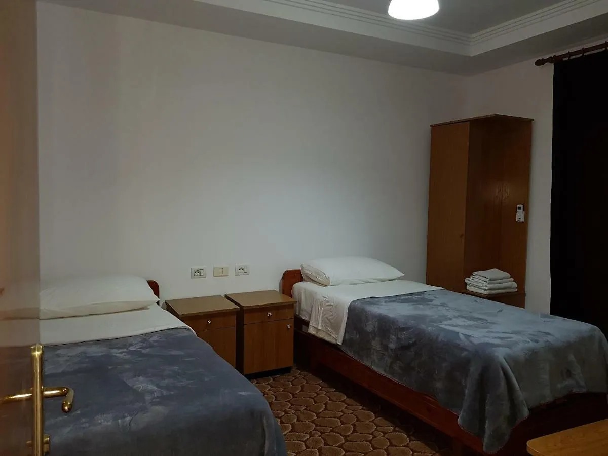 Hotel Verzaci Rinas